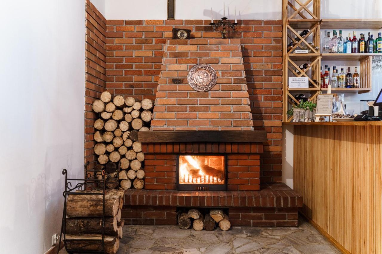 Zloty Jelen - Restauracja I Dom Goscinny Potok Zloty Exteriér fotografie